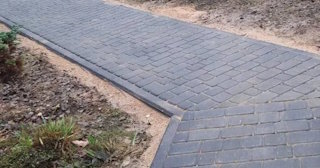 Укладка тротуарной плитки на основание в Челябинске в октябре