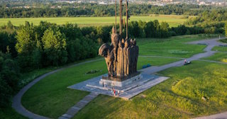 Благоустройство памятников в Челябинске от 928 руб. – компания ТротуарнаяПлитка